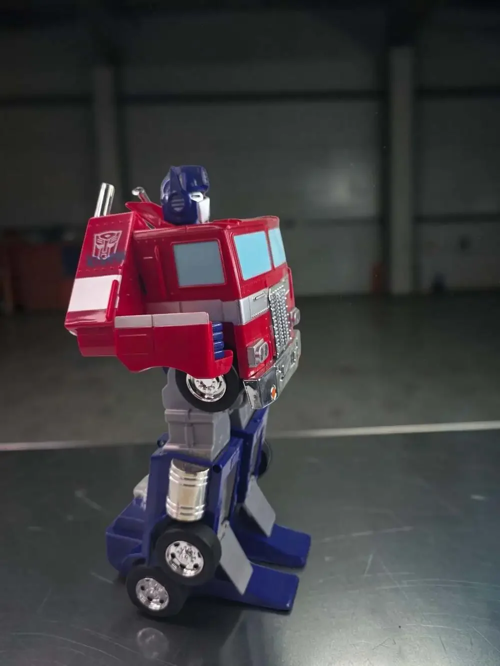 Jada Toys Transformers Optimus Prime Converting RC Remote Control Vehicle